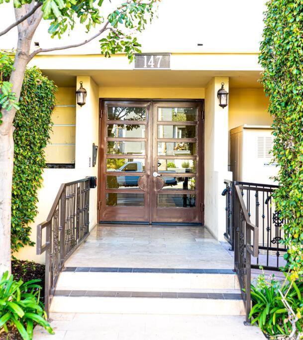 Luxury Beverly Hills Apartment 로스앤젤레스 외부 사진